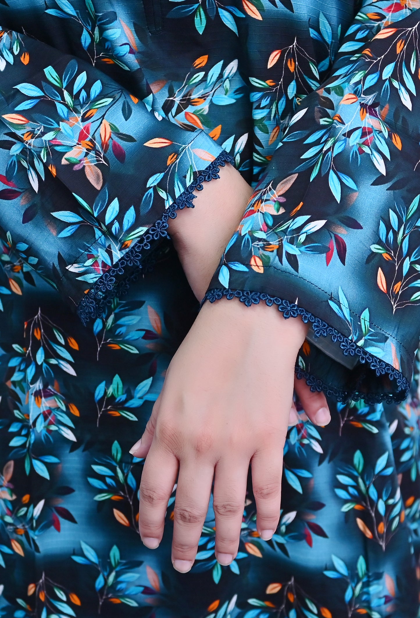 Stitched 2 Pc Sapphire Bana Dora Lilan